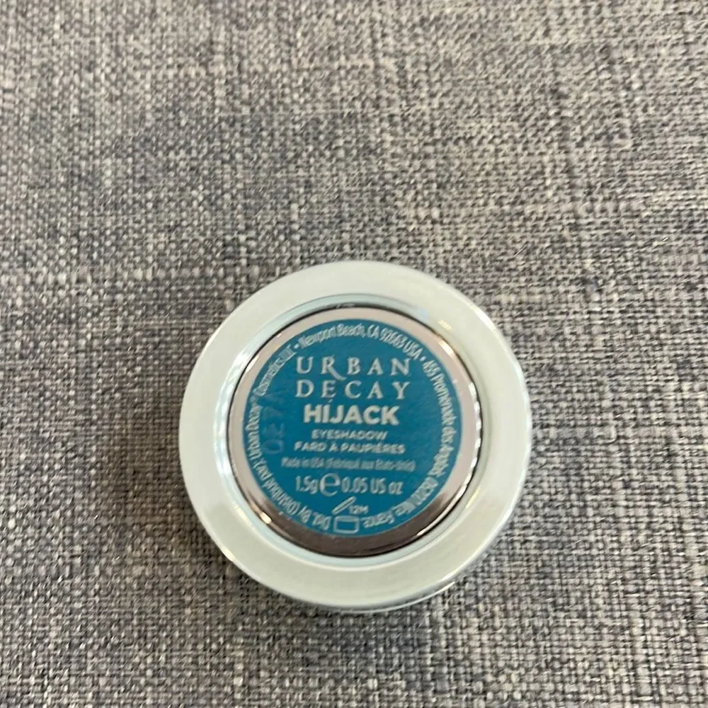 HIJACK Urban Decay Eyeshadow